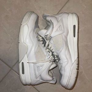 Used Retro Jordan 4 Pure Money
